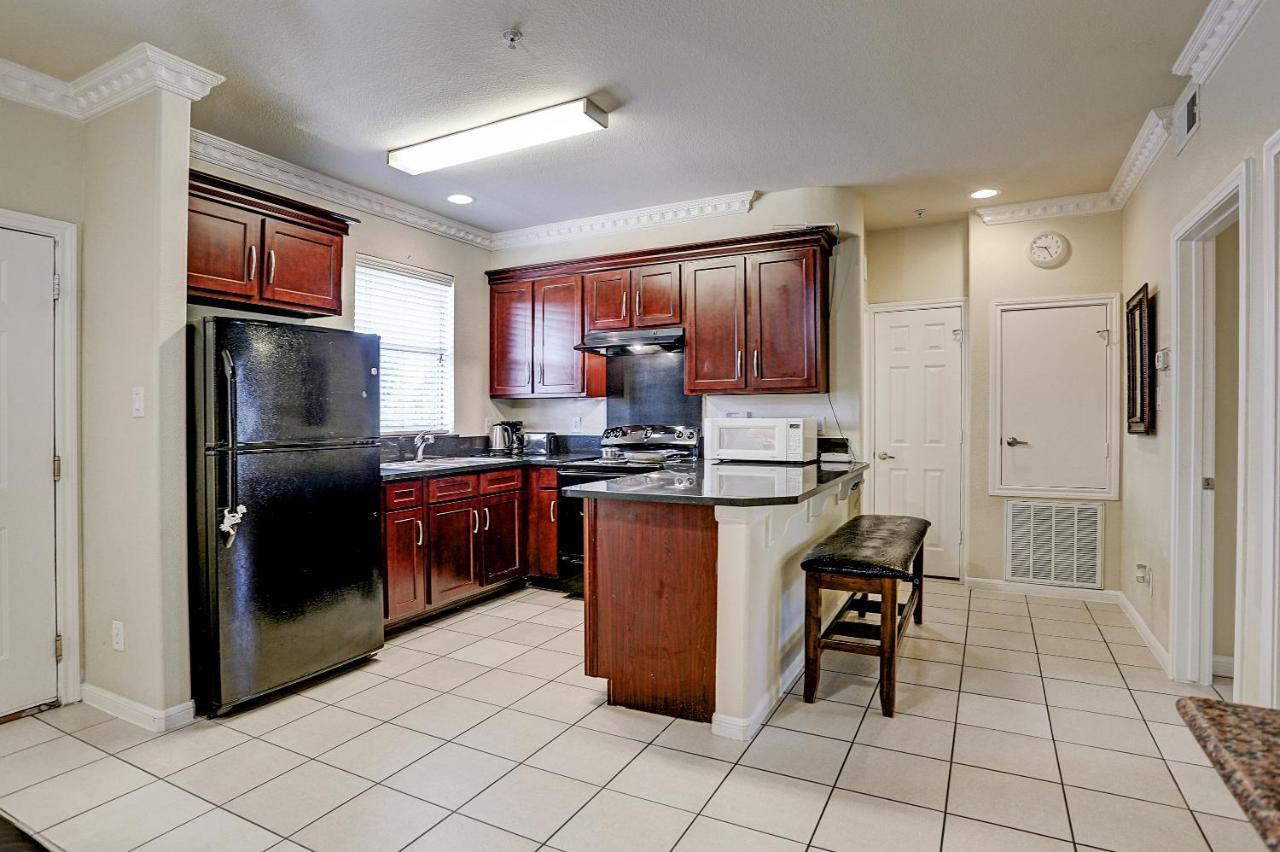 Villa Corporate 2 Bedroom Suite Furnished Condo Houston Exteriör bild